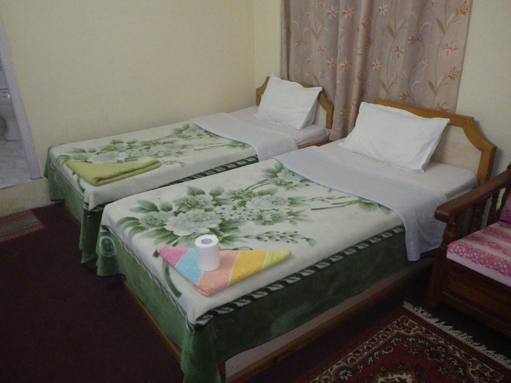 Green Tara Hotel Pokhara Quarto foto